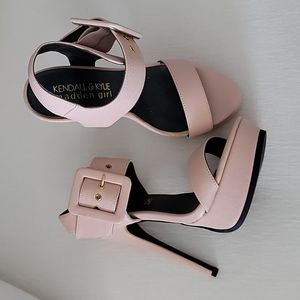 Kendall & Kylie Madden Girl